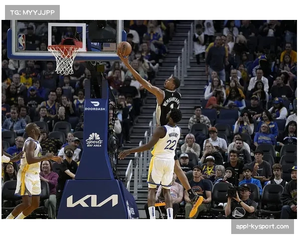 文班亚马前三战创纪录 18帽助马刺登西部榜首