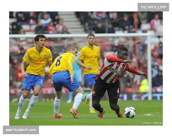 利兹联客场挑战桑德兰，保级压力大战中游劲旅