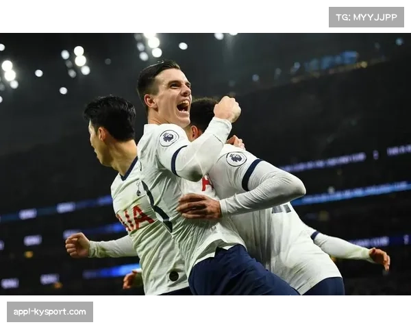 托特纳姆热刺球场新设“战术分析中心”，配备环绕屏幕供教练组实时研究对手防守阵型